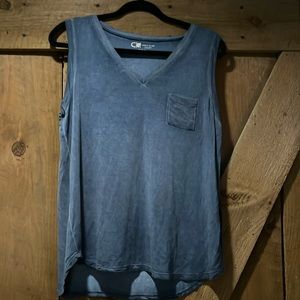 Cable and gauge V Neck sleeveless top
